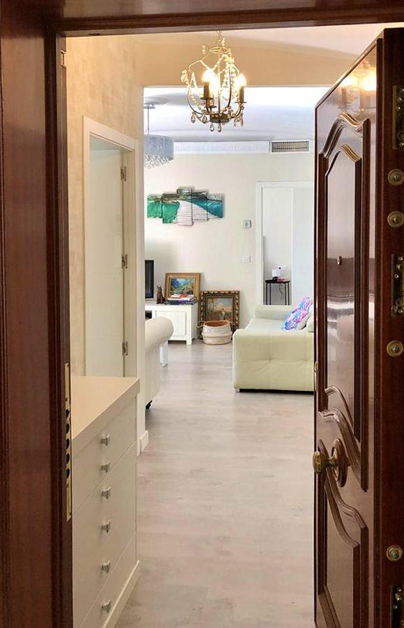 Apartamento A 50 Metros De La Playa Malagueta Con Vistas Al Mar Malaga Luaran gambar