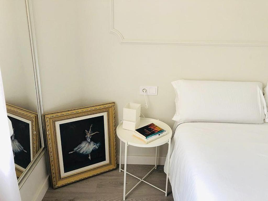 Apartamento A 50 Metros De La Playa Malagueta Con Vistas Al Mar Malaga Luaran gambar
