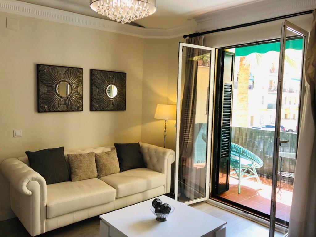 Apartamento A 50 Metros De La Playa Malagueta Con Vistas Al Mar Malaga Luaran gambar