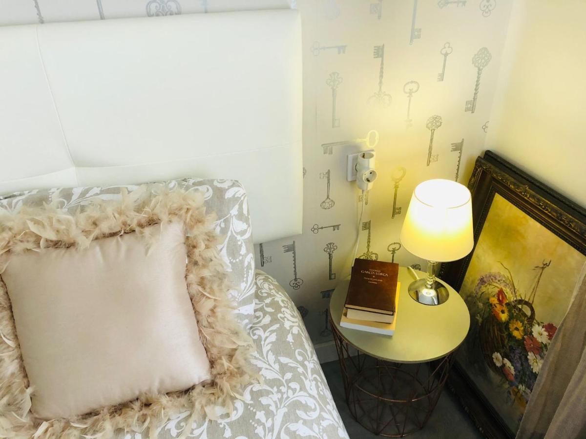 Apartamento A 50 Metros De La Playa Malagueta Con Vistas Al Mar Malaga Luaran gambar